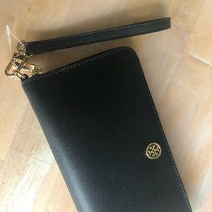 Tory Burch Black Leather Wallet! Brand NEW